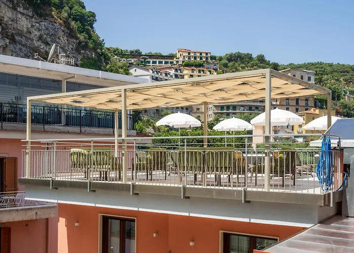 Futura Funky House - De Vivo Realty 公寓